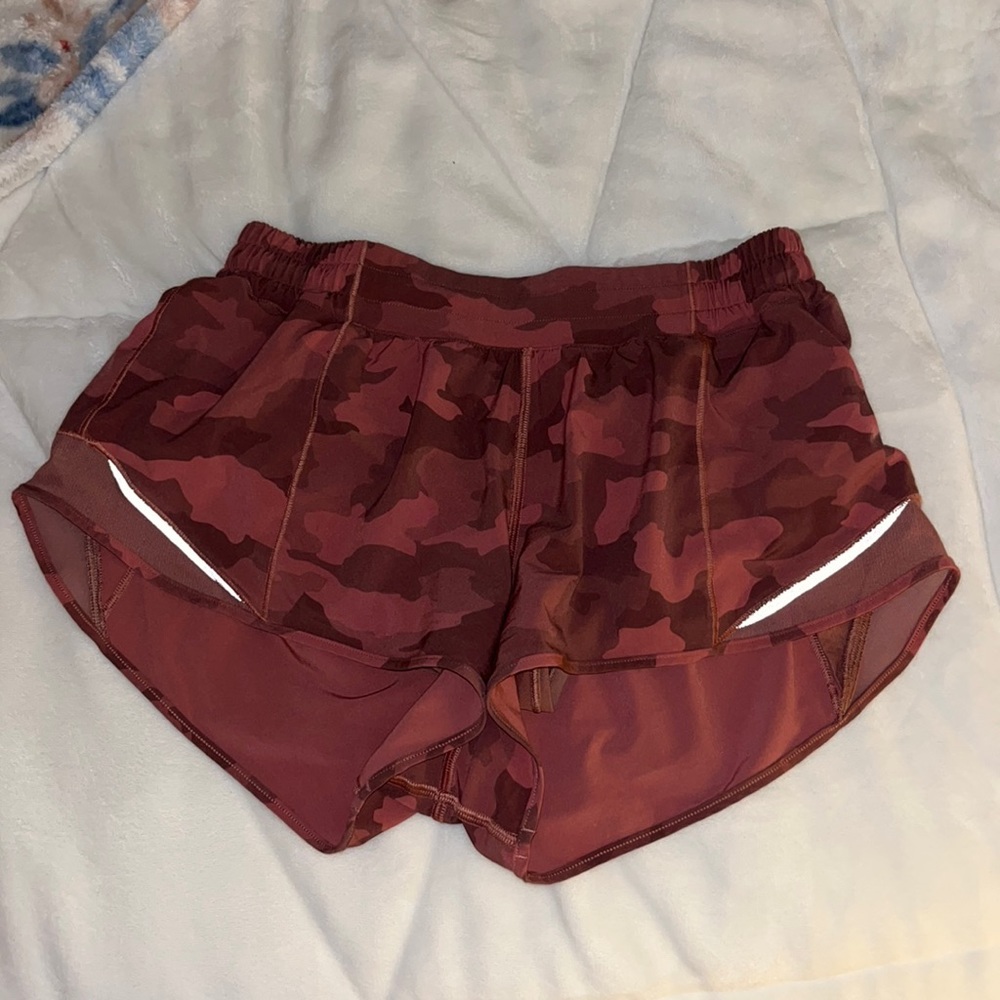 Red camo hotty hots!